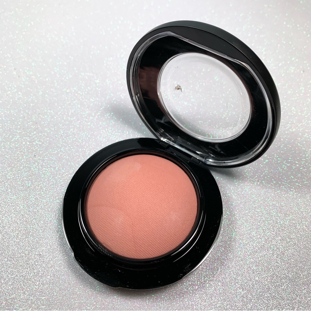 MAC Mineralize Blush Ray Beam